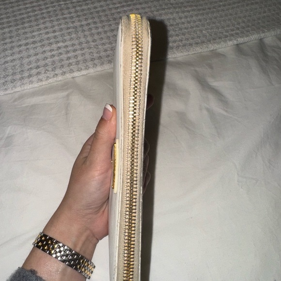 Prada wallet - Picture 3 of 8